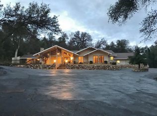 48982 Manzanita Rd, Oakhurst, CA 93644