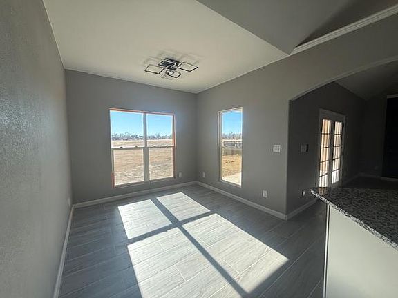 4th image of 900 Apollo St