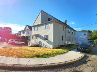 18 Willow Park APT 3, Watertown, MA 02472