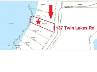 137 Twin Lakes Rd, Hawthorne, FL 32640