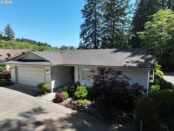 2nd image of 1371 Glenwood Dr