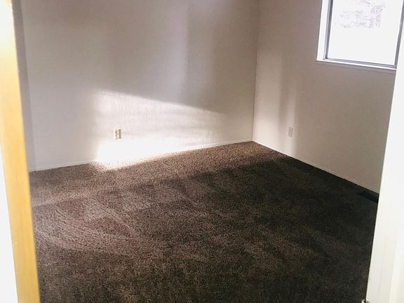 3rd image of 2318 Idaho Ave