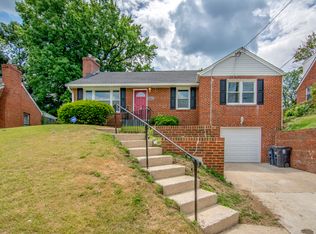 2709 Fairlawn St, Temple Hills, MD 20748