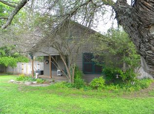 1090 Counts St, Stephenville, TX 76401