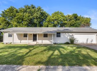 2013 Corray St, Urbana, IL 61802