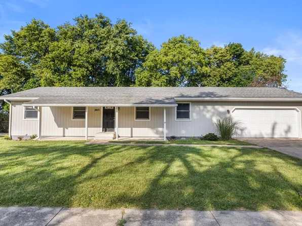 2013 Corray St, Urbana, IL 61802