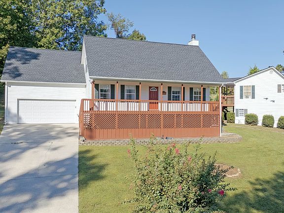 2nd image of 2060 Torbett Rd