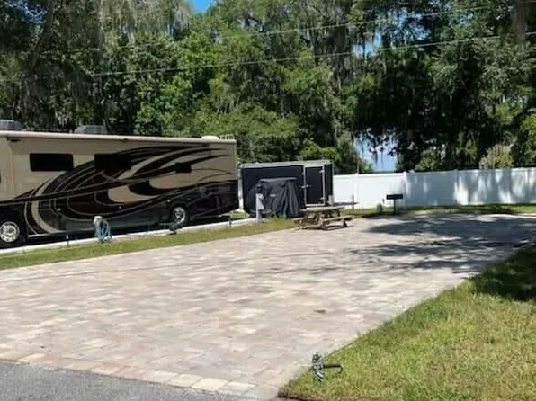 25075 NE 143rd Pl, Fort Mc Coy, FL 32134