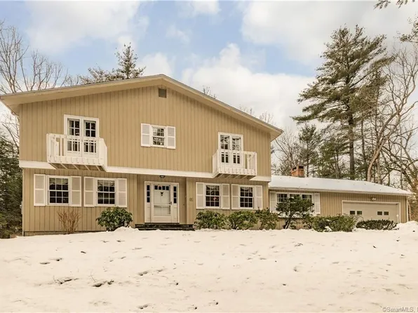 5 Pondside Lane, Simsbury, CT 06092