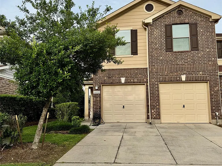 16010 Limestone Lake Dr — Photo 2