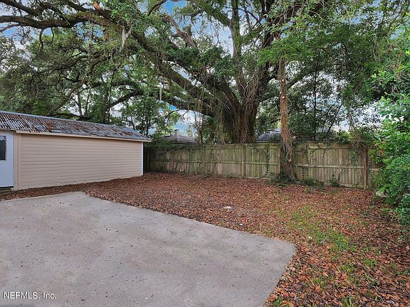 2nd image of 6418 Sapphire Dr