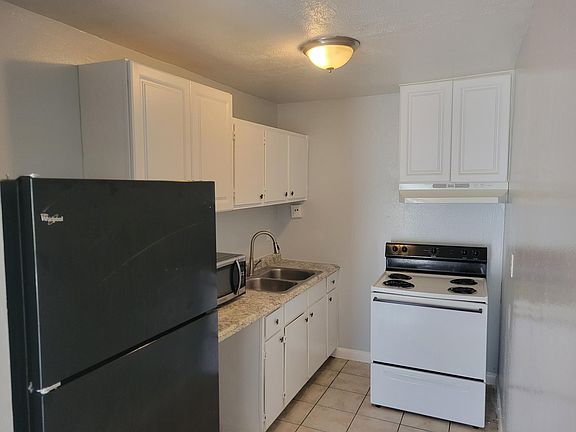 4th image of 7518 Morley St #C
