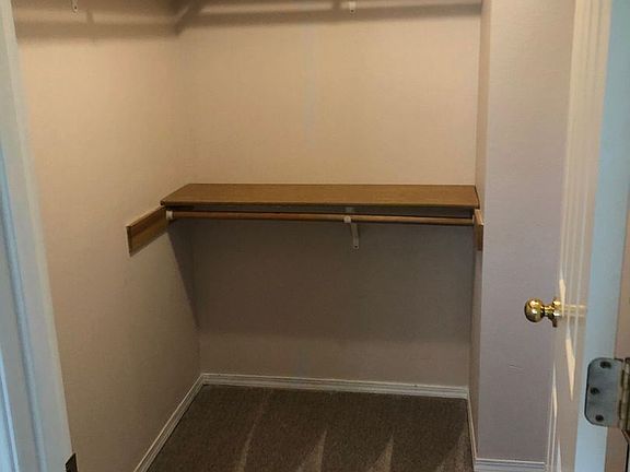 5th image of 984 E Whidbey Ave APT B2