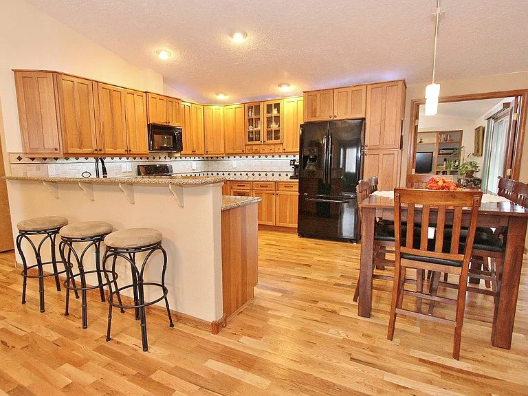 4464 S Timridge Way — Photo 6