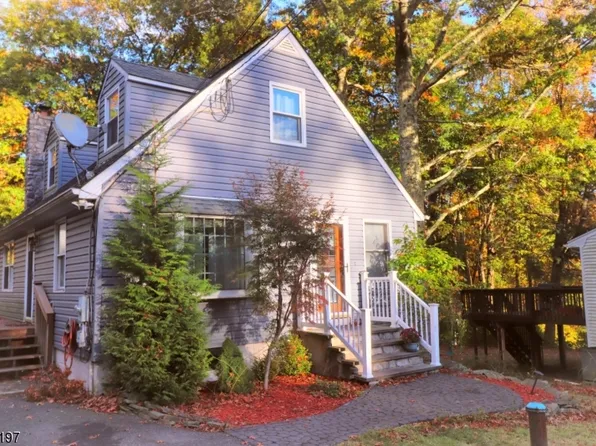 113 Harris Ave, Hopatcong Boro, NJ 07874