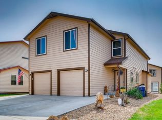 521 Sterling Ln, Dacono, CO 80514