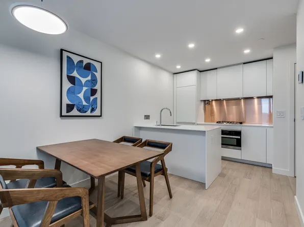 1480 Howe St, Vancouver, BC