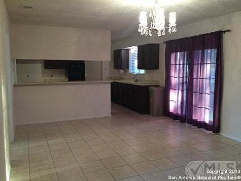 5th image of 3707 Dove Park Ln