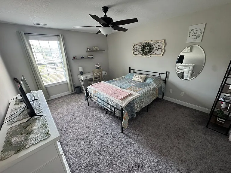 104 Deerberry Ln — Photo 14