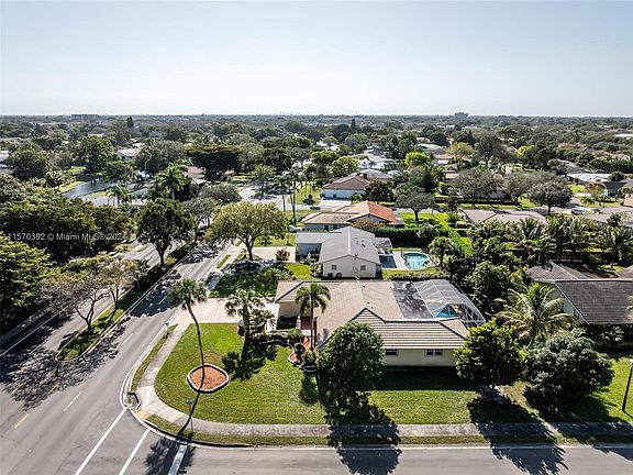 5th image of 10100 Ramblewood Dr