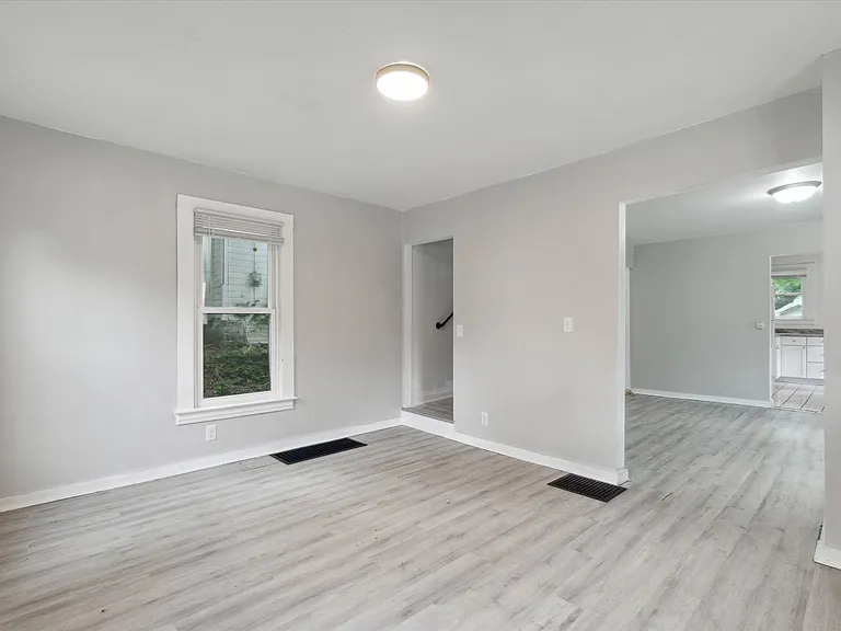 1302 Ogden Ave — Photo 21
