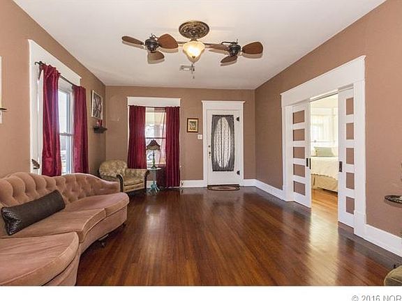 5th image of 907 N Jefferson Ave
