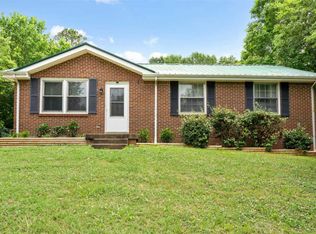 1311 Old Gratton Rd, Clarksville, TN 37043