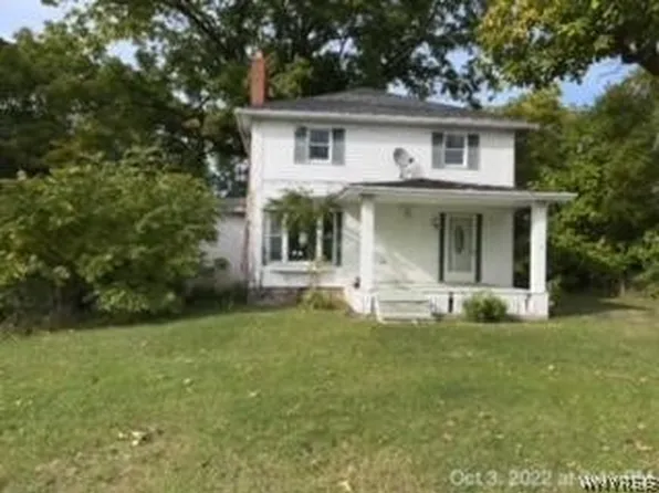2899 W Lake Rd, Wilson, NY 14172