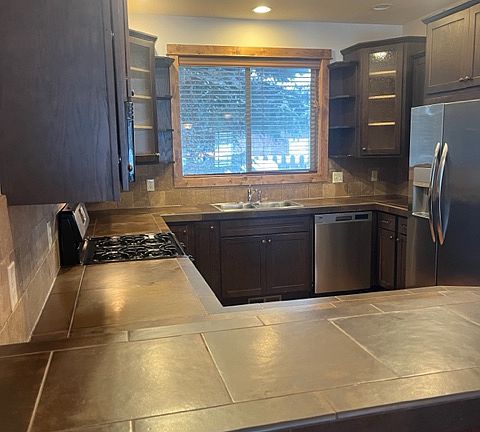 2nd image of 3815 Renova Ln
