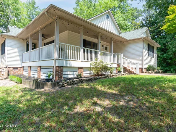 204 Juanita Lane, New Bern, NC 28560