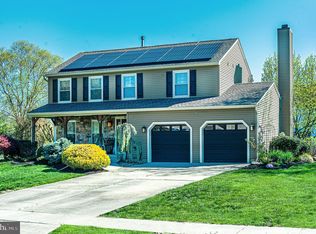 14 Snowfield Dr, Glassboro, NJ 08028