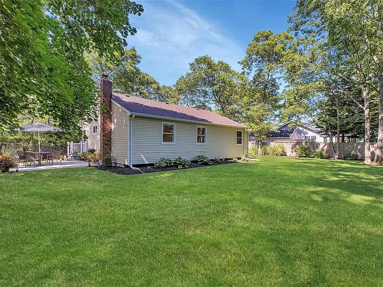 38 Woodridge Rd — Photo 22