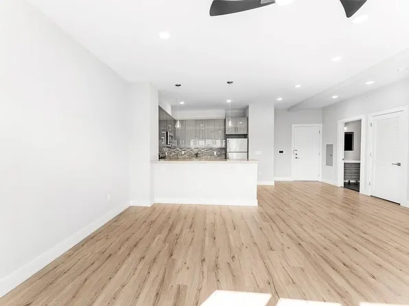 1 Flagship Street image 7 of 32