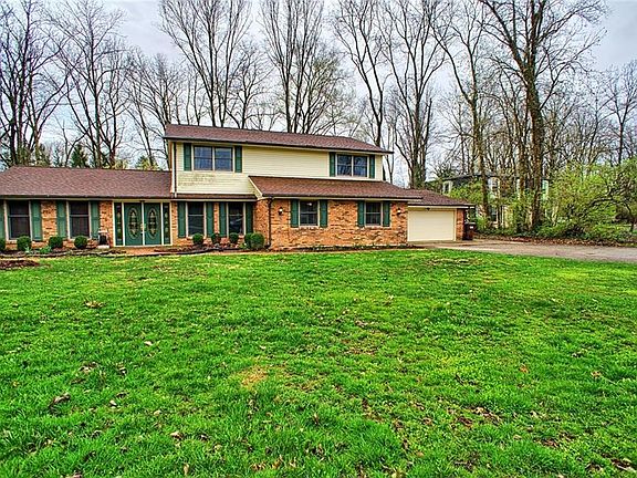 4th image of 1760 Beechwood Dr