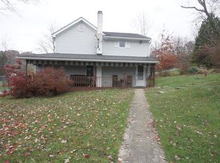 320 Saw Mill Rd, Greensburg, PA 15601