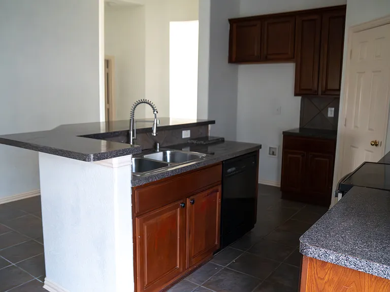 1730 Mineral Springs Dr — Photo 9
