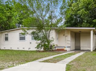 2142 Holcroft Dr, Jacksonville, FL 32208