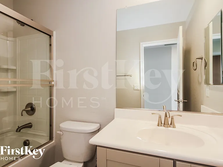 1023 S 151st Ln — Photo 11