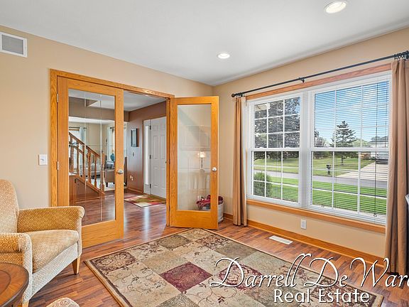 4th image of 7665 Golf Meadows Dr SE