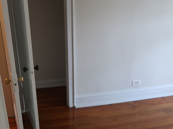 2nd image of 4660 N Elston Ave #F1