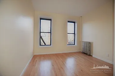 Rented by Manhattan Realty Group