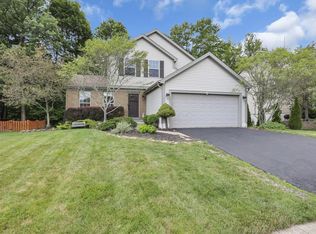 437 Barrington Rdg, Pataskala, OH 43062