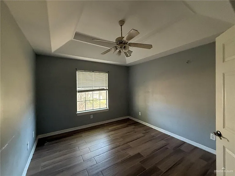 2204 N 48th St — Photo 11