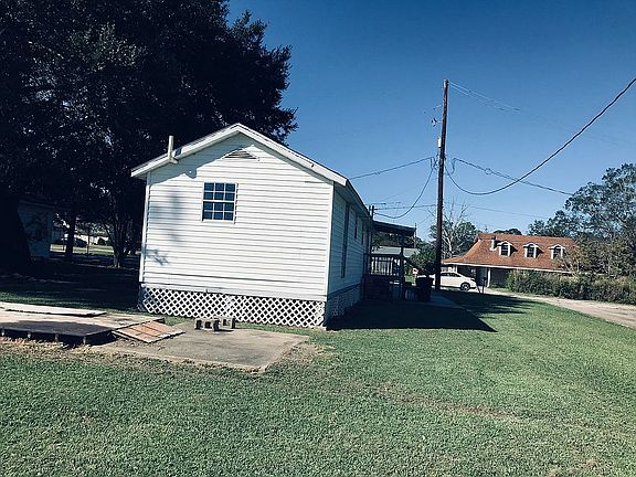 3rd image of 704 Wilson Ave
