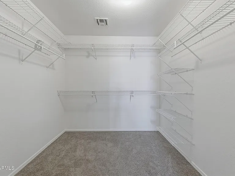 2524 S 89th Ln — Photo 28