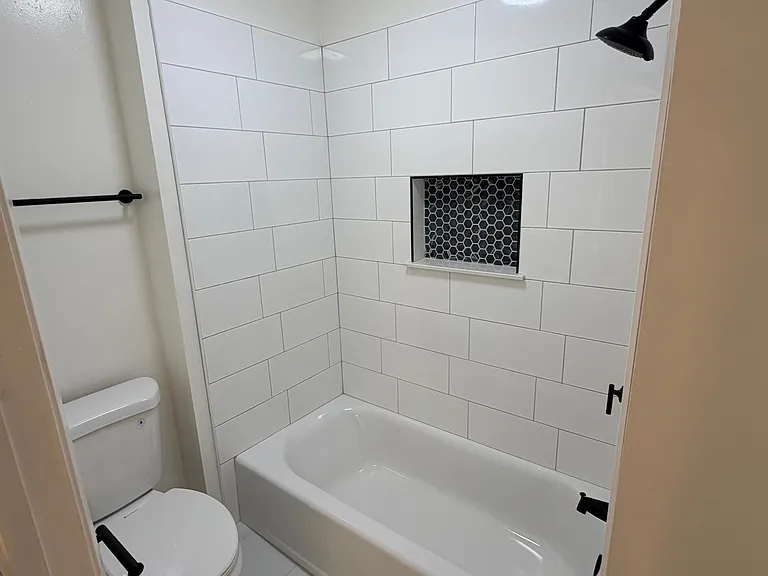 2550 Sweetridge Ct — Photo 6