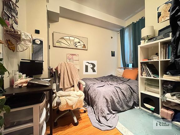 2nd image of 653 Park Pl #2LB
