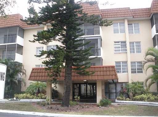 2nd image of 4176 Inverrary Dr APT 109