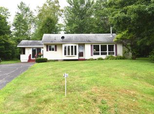 26 Athens Rd, Hartland, ME 04943