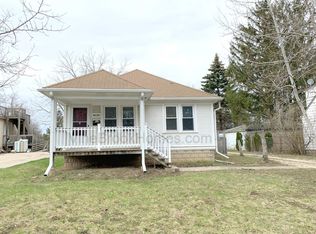 8638 W Lancaster Ave, Milwaukee, WI